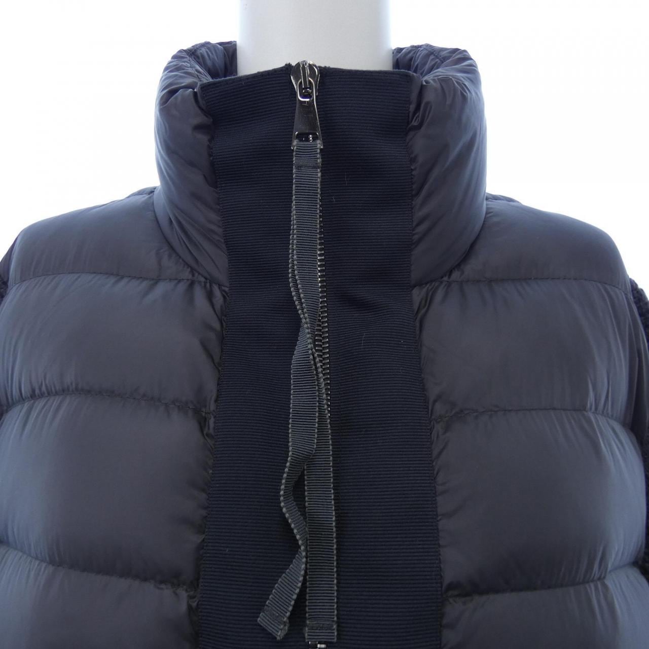 モンクレール MONCLER ダウンジャケット