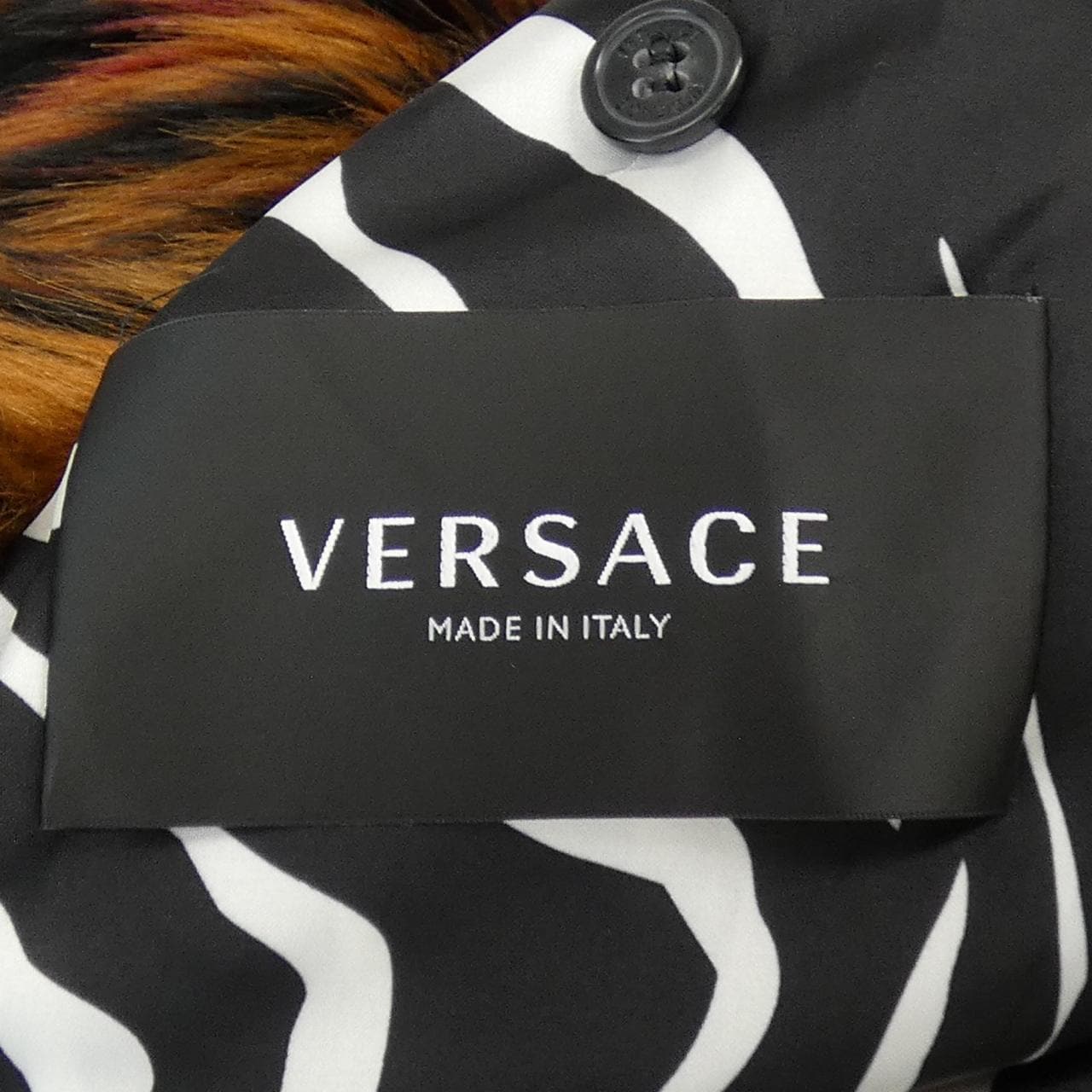 ヴェルサーチェ VERSACE A87741 コート