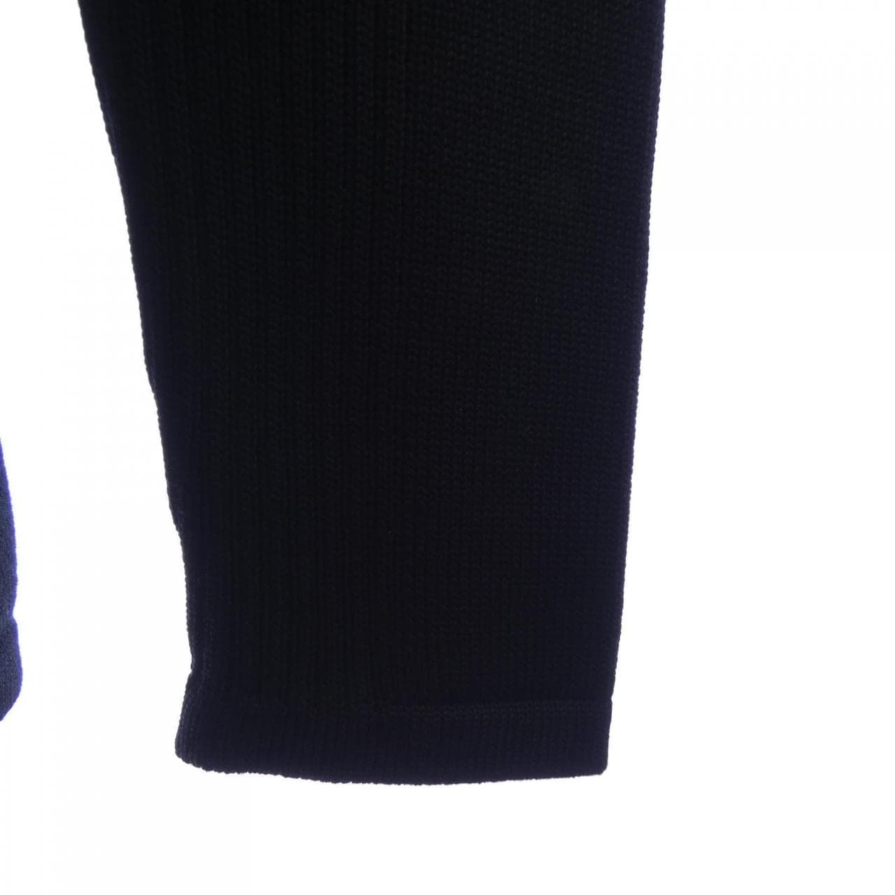 プラダ PRADA トライアングルロゴ UMB049 S202 1W4X ニット