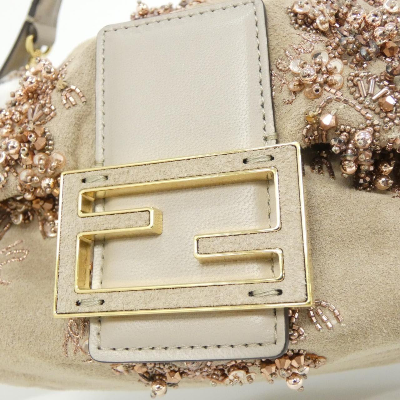 フェンディ マンマバゲットスモール 8BS105 ATY1 バッグ