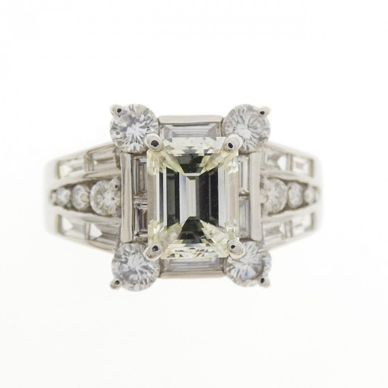 PT900 ダイヤモンド リング 1.045CT