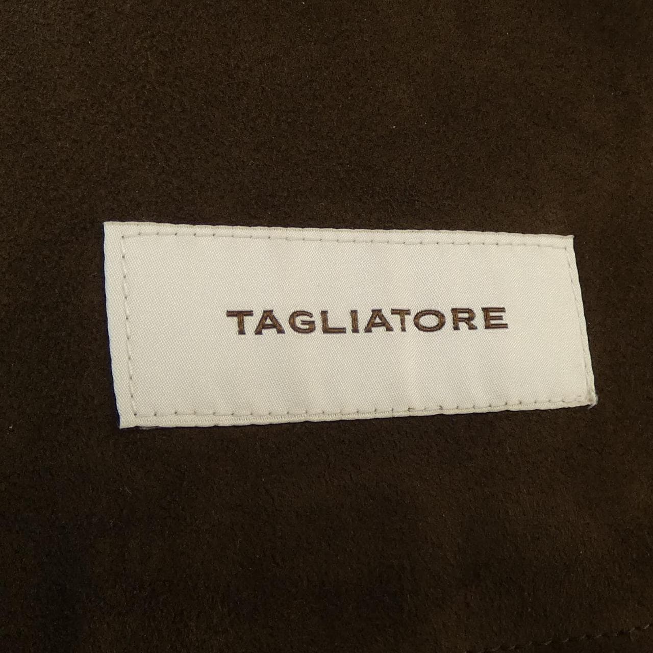 タリアトーレ TAGLIATORE スーツ