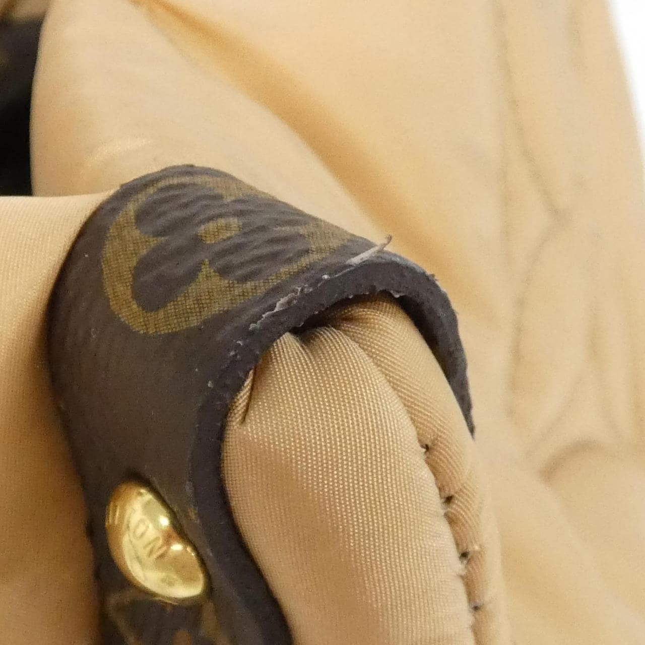 ルイヴィトン LVピロー オンザゴー GM M59007 バッグ