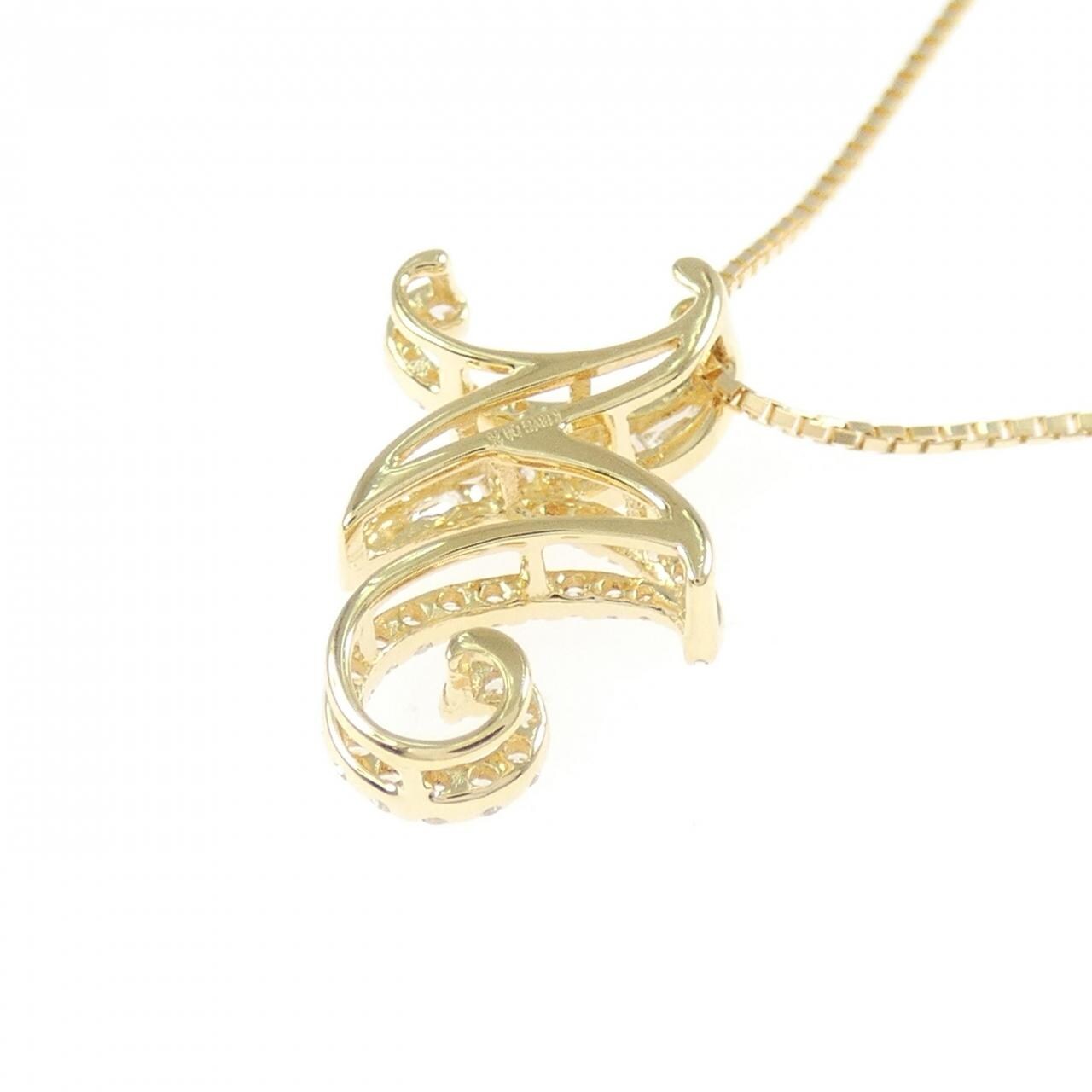K18YG イニシャルM ダイヤモンド ネックレス 0.25CT