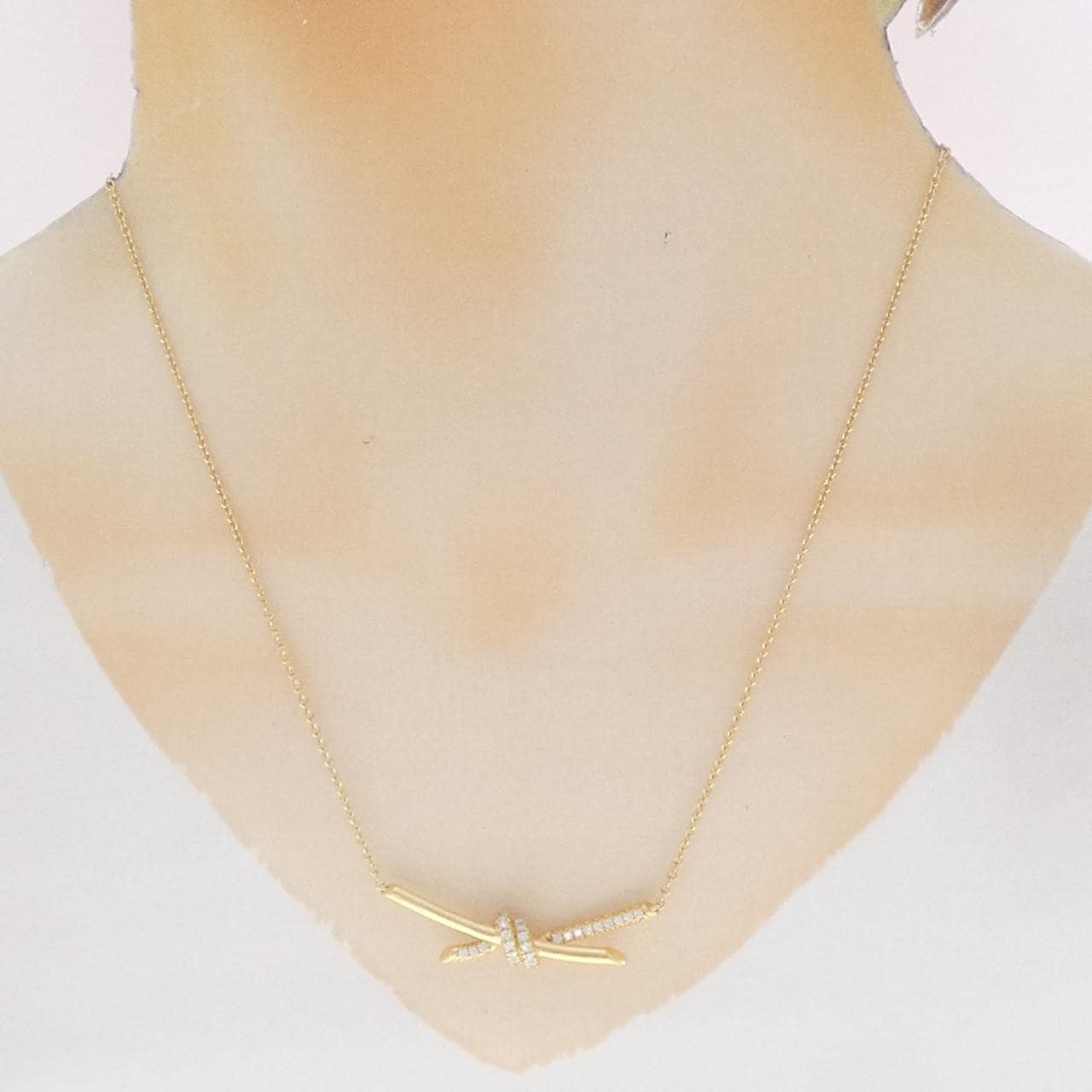 ティファニー ノット ネックレス 0.25CT