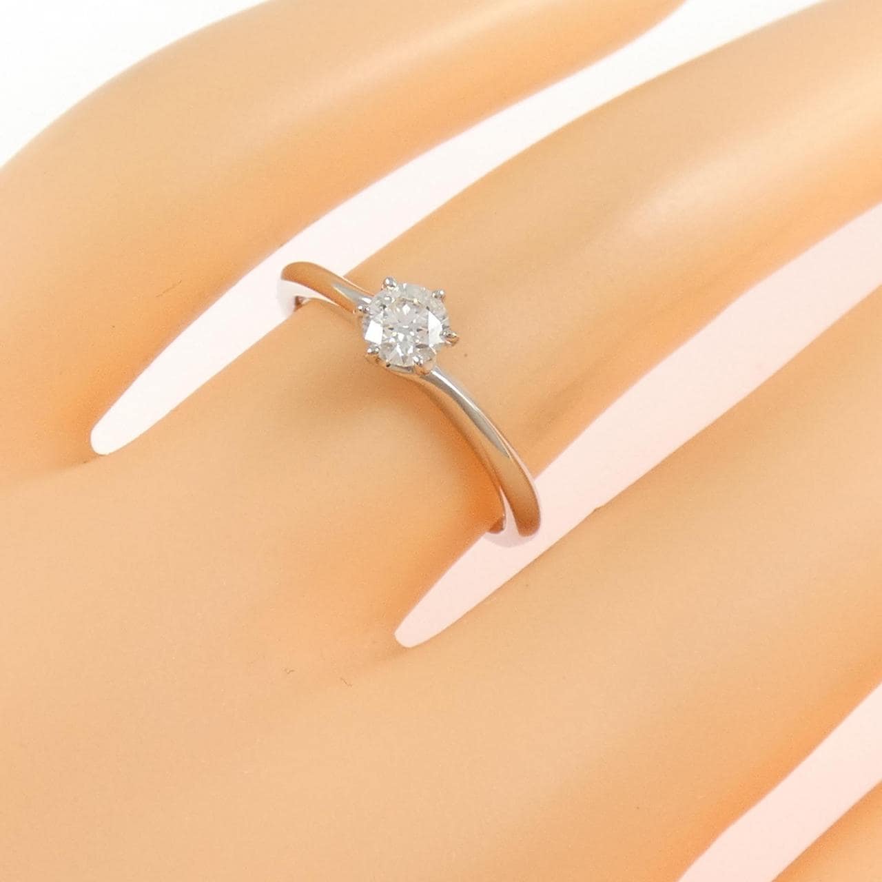 PT950 ダイヤモンド リング 0.258CT F VS2 3EXT H&C