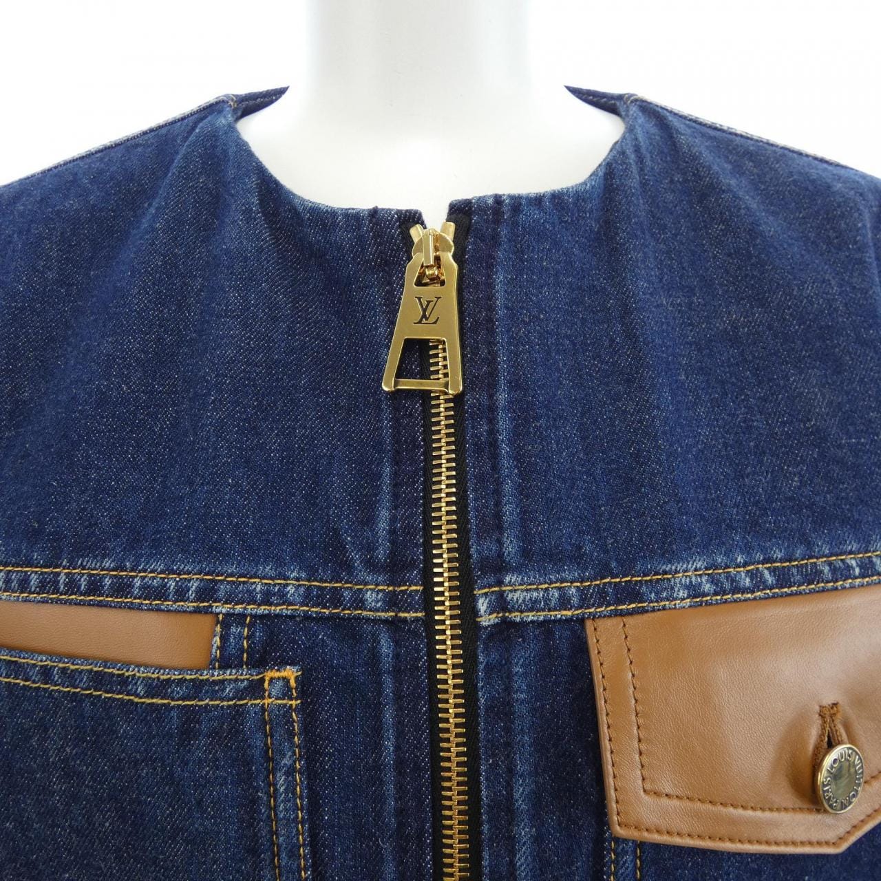 ルイヴィトン LOUIS VUITTON レザーアクセントデニムジャケット FOJA07GM1 デニムジャケット