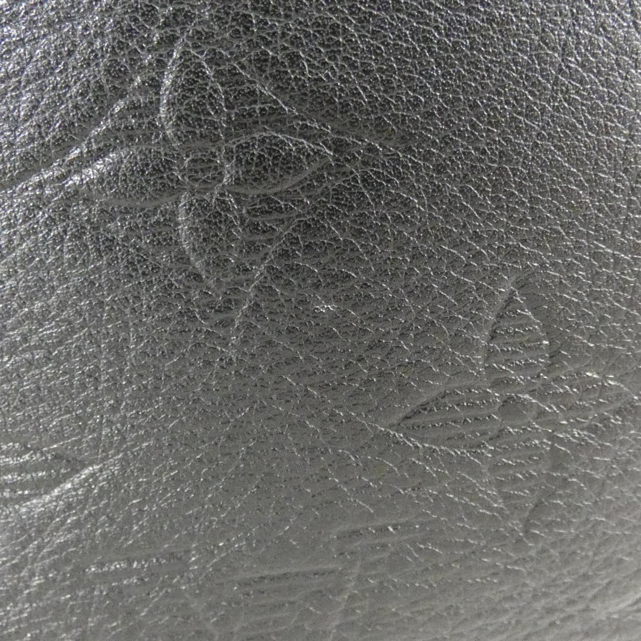 LOUIS VUITTON Monogram Shadow Discovery 腰包 PM M46036 肩背包