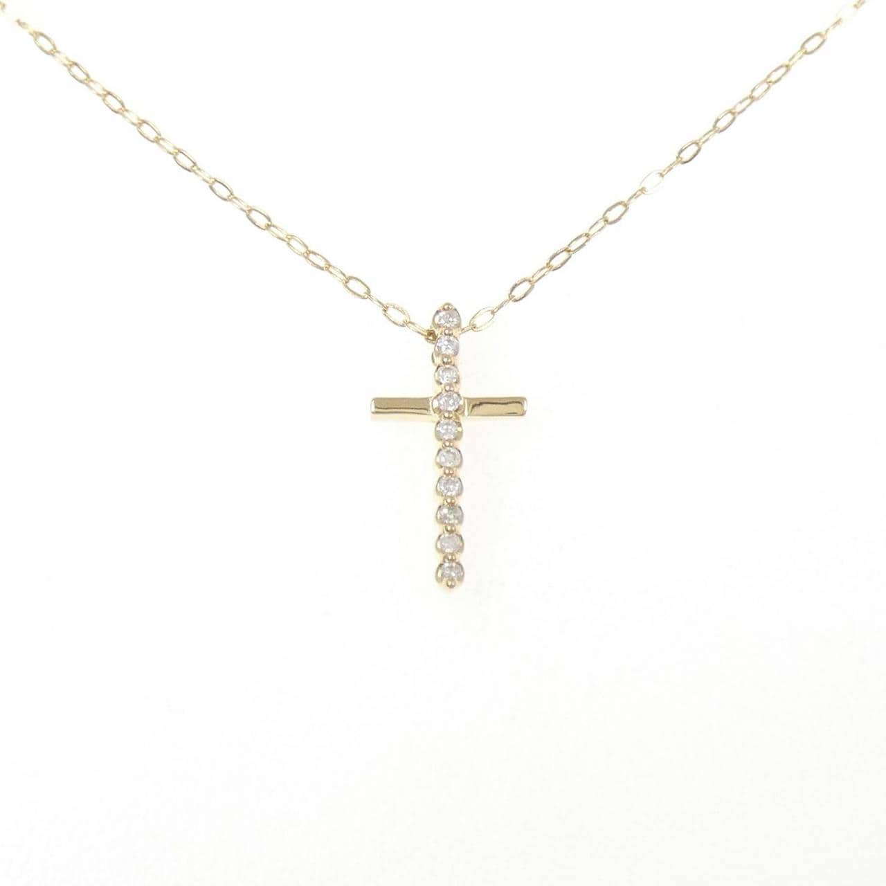4゜C 十字钻石项链