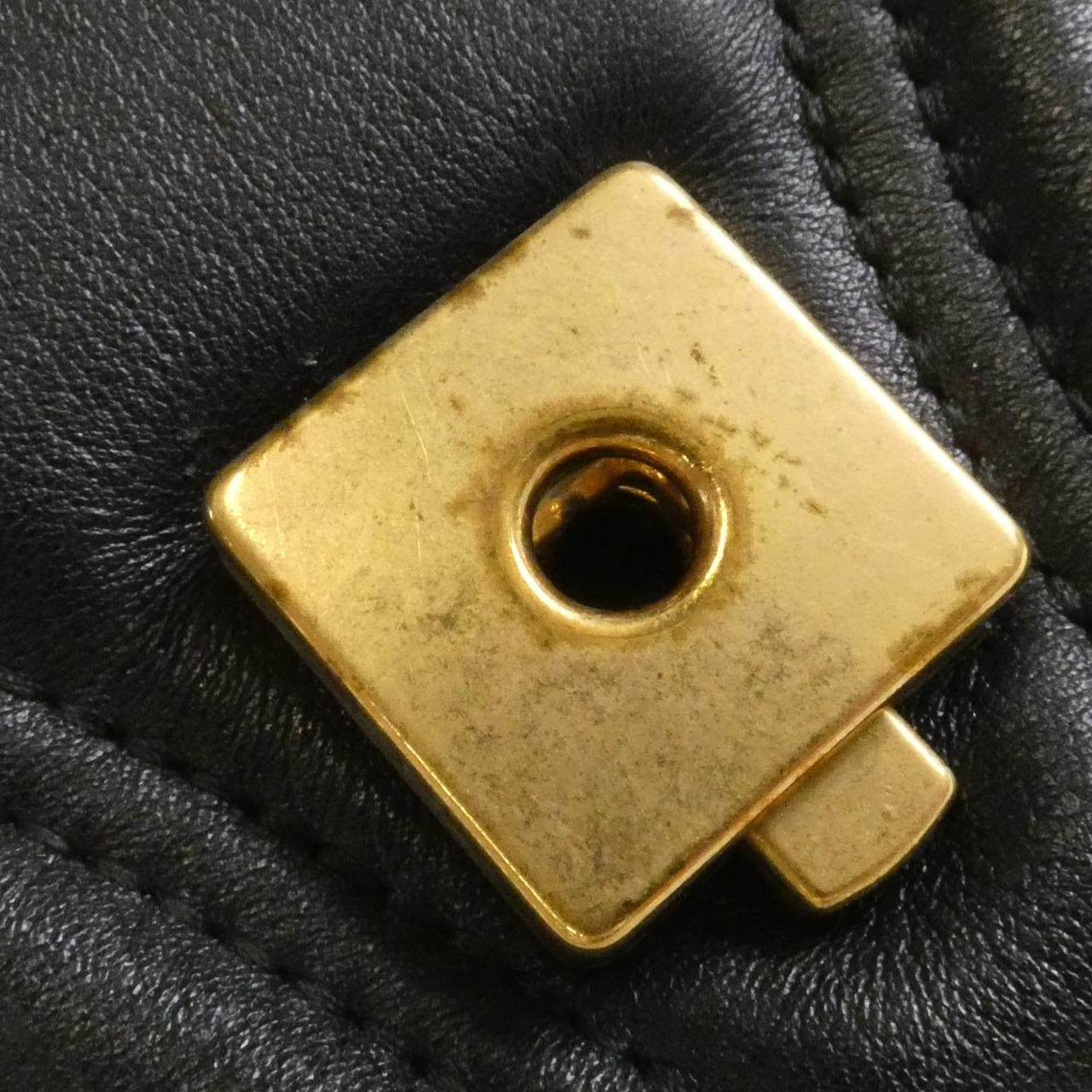 グッチ GG マーモント 443497 DRWST ショルダーバッグ