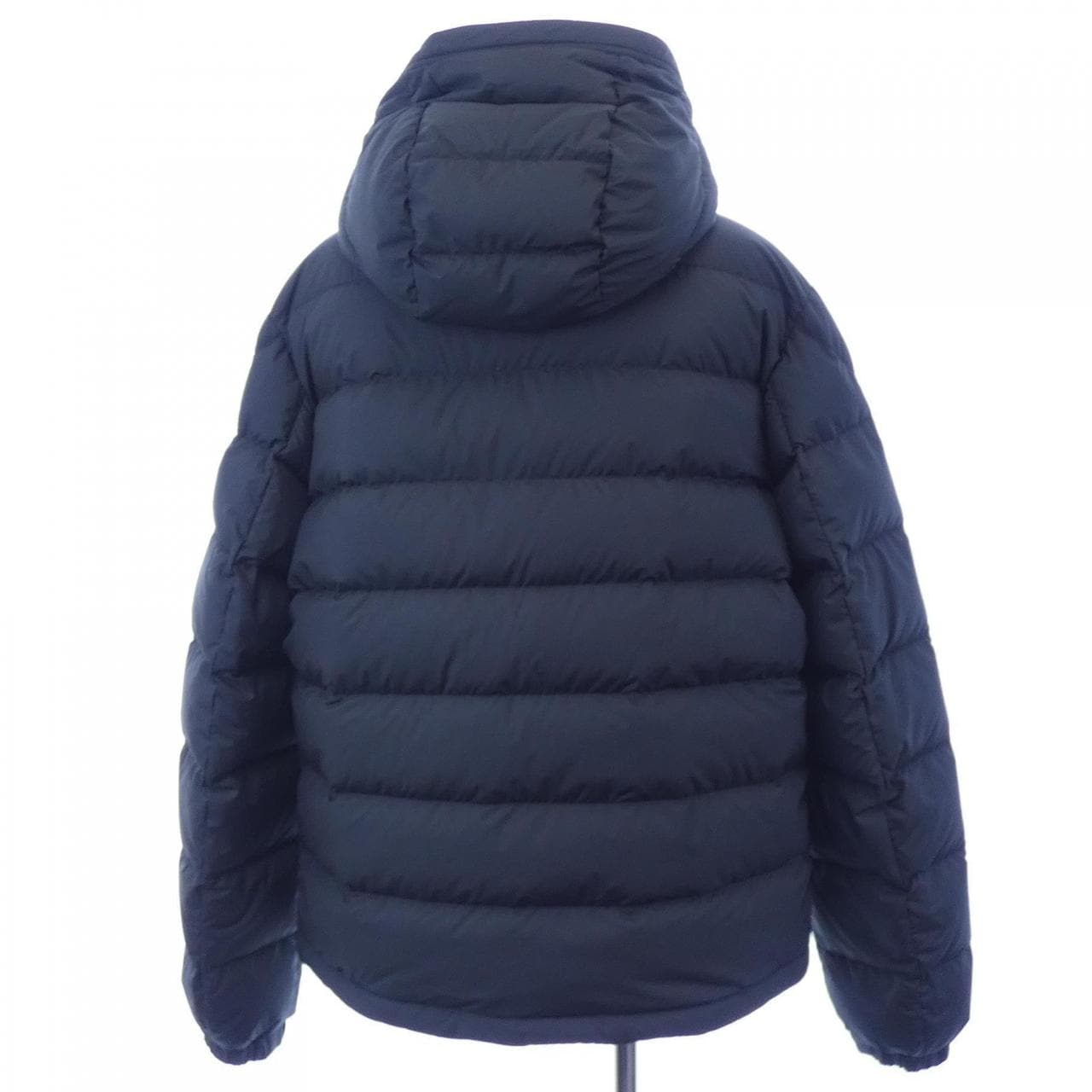 【新品】モンクレール MONCLER LAVERAET ダウンジャケット