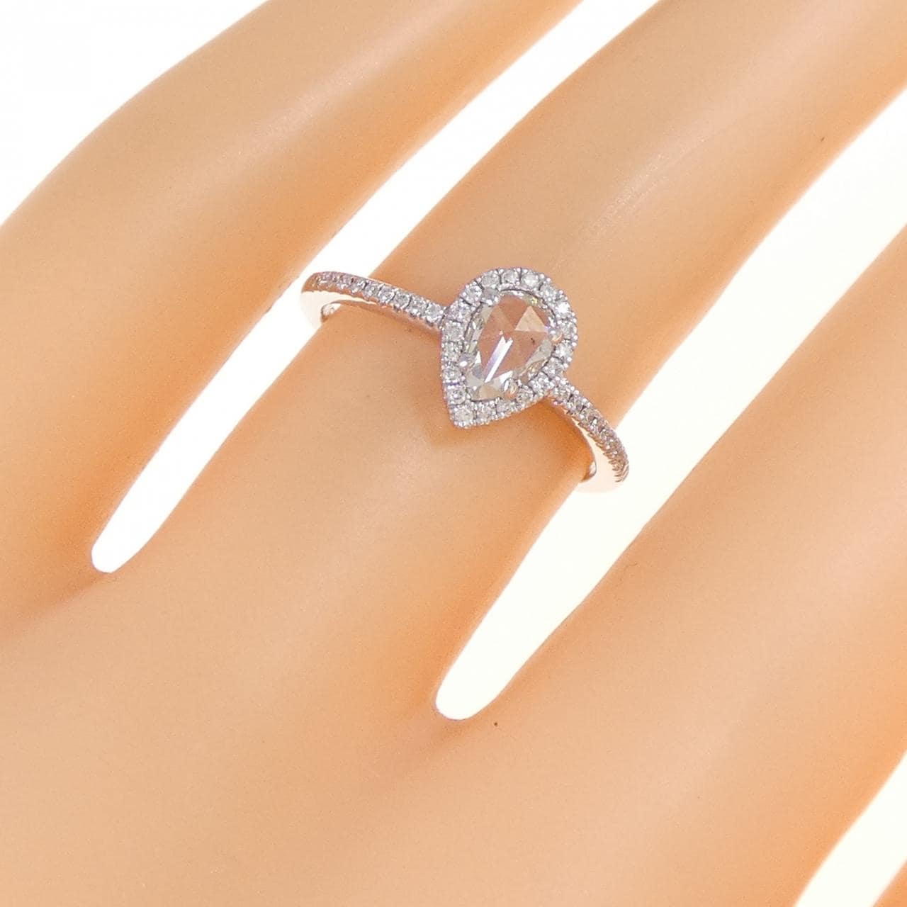 K18WG ダイヤモンド リング 0.39CT