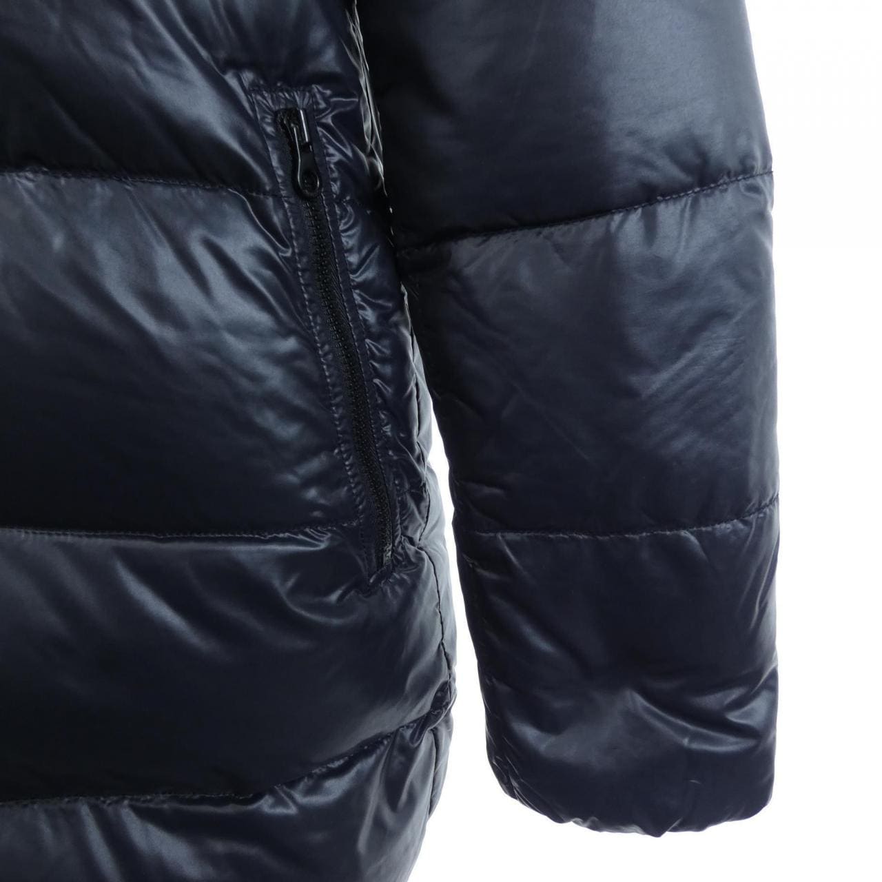 デュベティカ DUVETICA ダウンジャケット