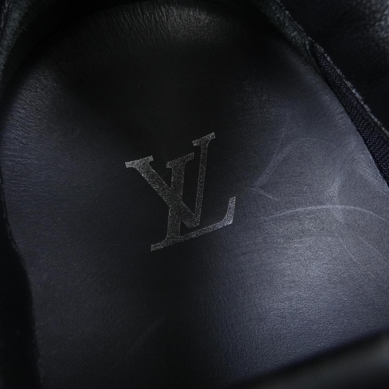ルイヴィトン LOUIS VUITTON ランアウェイ スニーカー