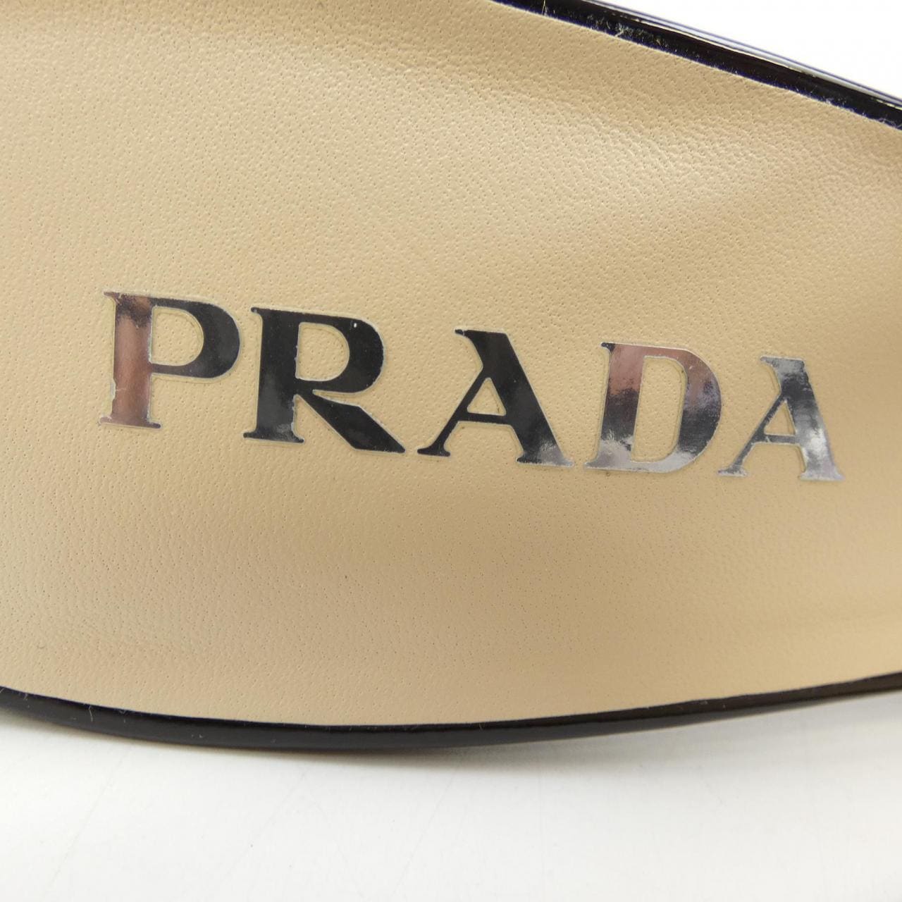 Prada Triangle Logo Pumps 1I173N