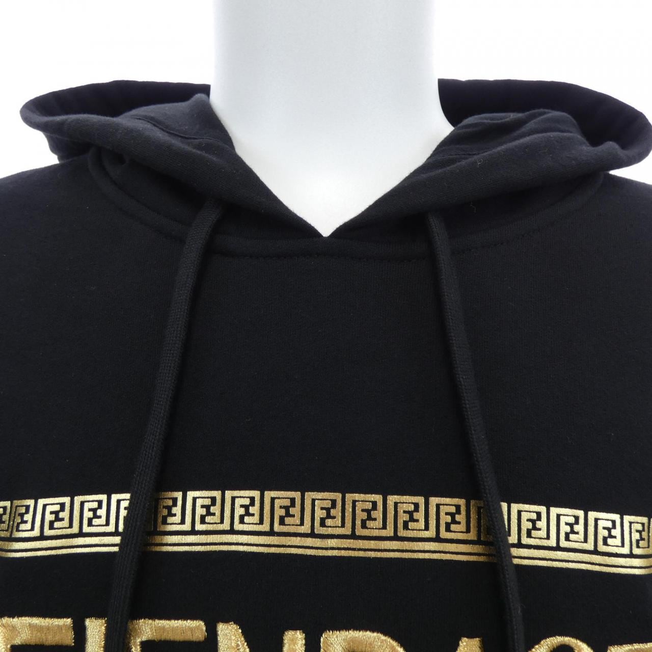 フェンダーチェ FENDACE 1006424 パーカー