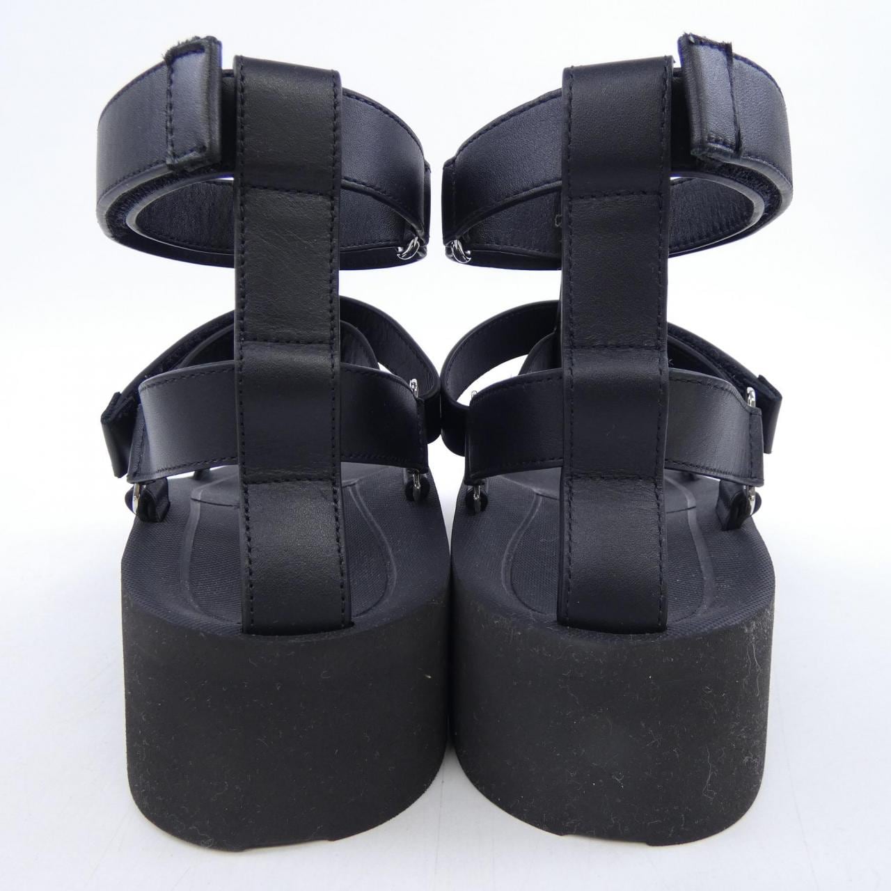 エルメス HERMES エニド ENID Hディアマンバックル 221033Z サンダル