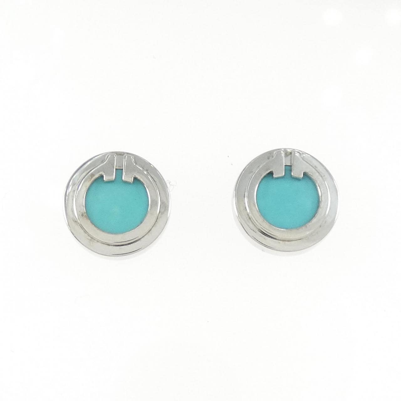 ティファニー Tトゥー ピアス