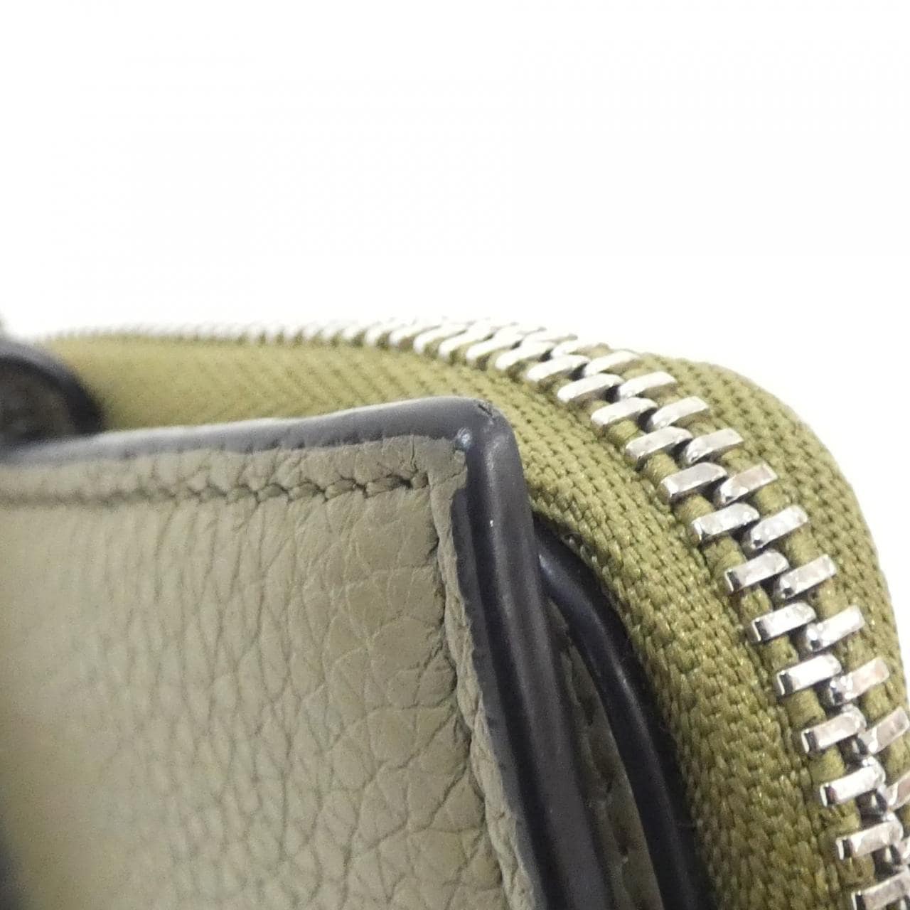 ロエベ C660P30X02 財布