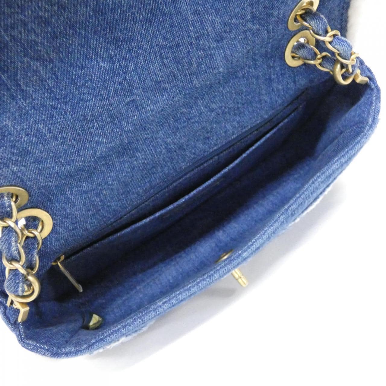 シャネル AS0875 ショルダーバッグ