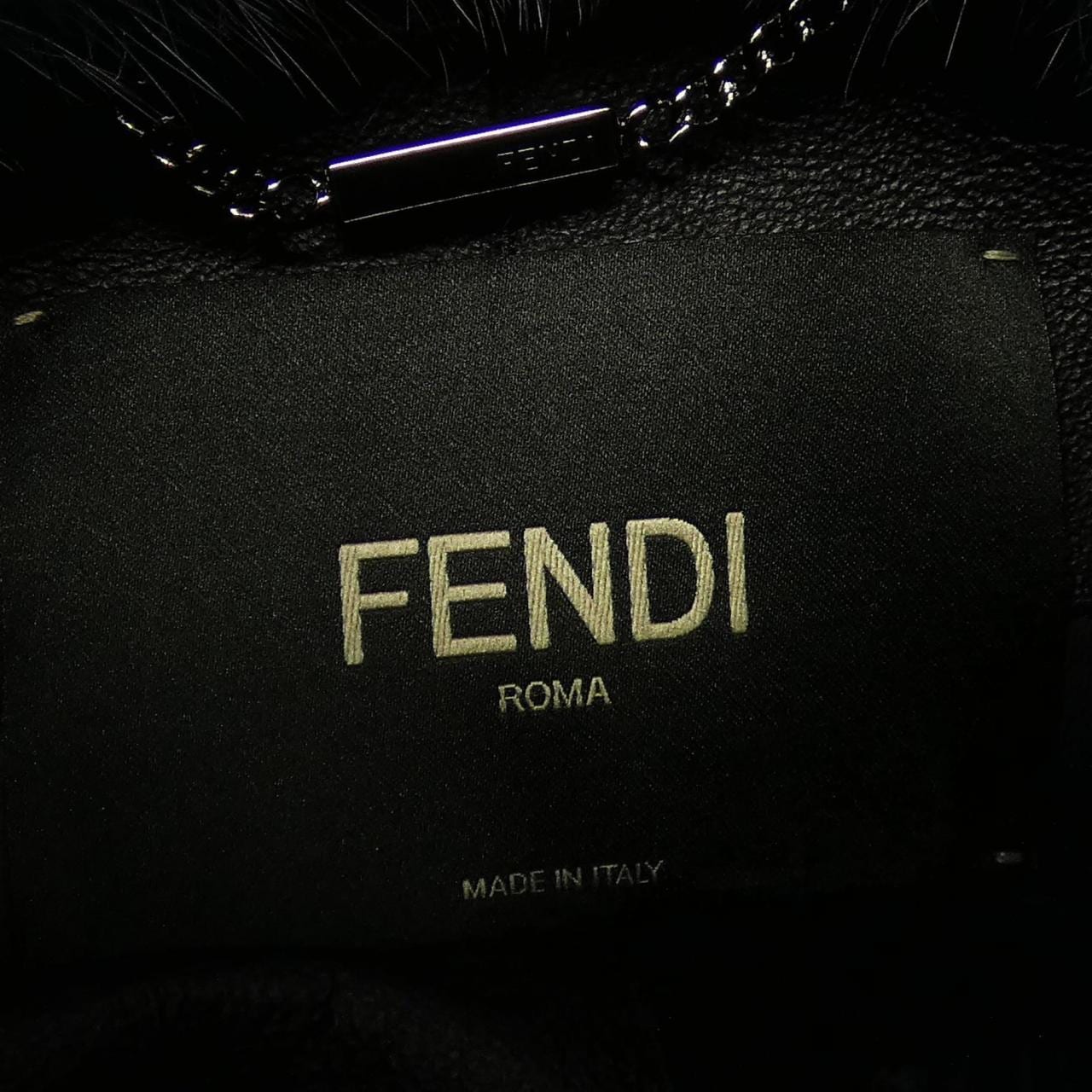 フェンディ FENDI FNN682 A140 コート