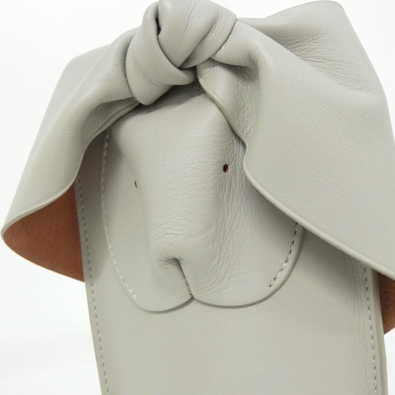 ロエベ バニー ポケット C623W48X01 ショルダーバッグ