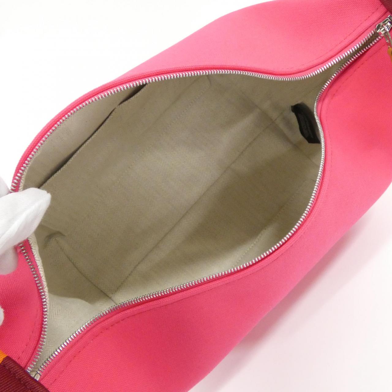 エルメス ブリッド ア ブラック GM 103223M ポーチ