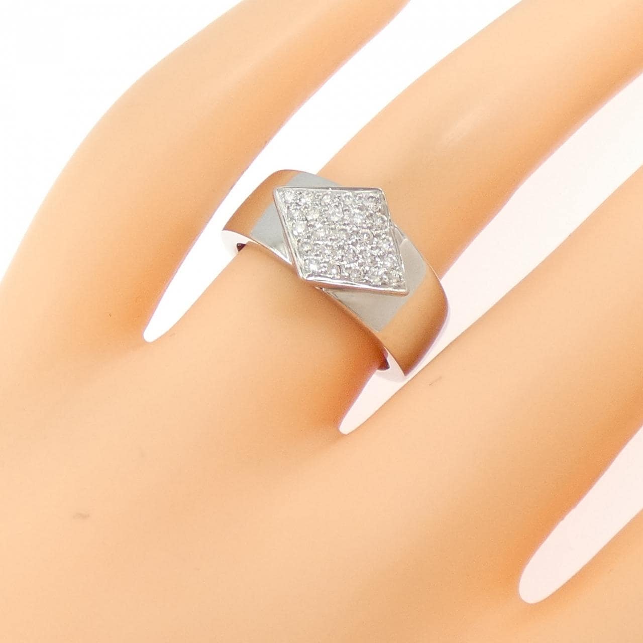 K18WG ダイヤモンド リング 0.33CT