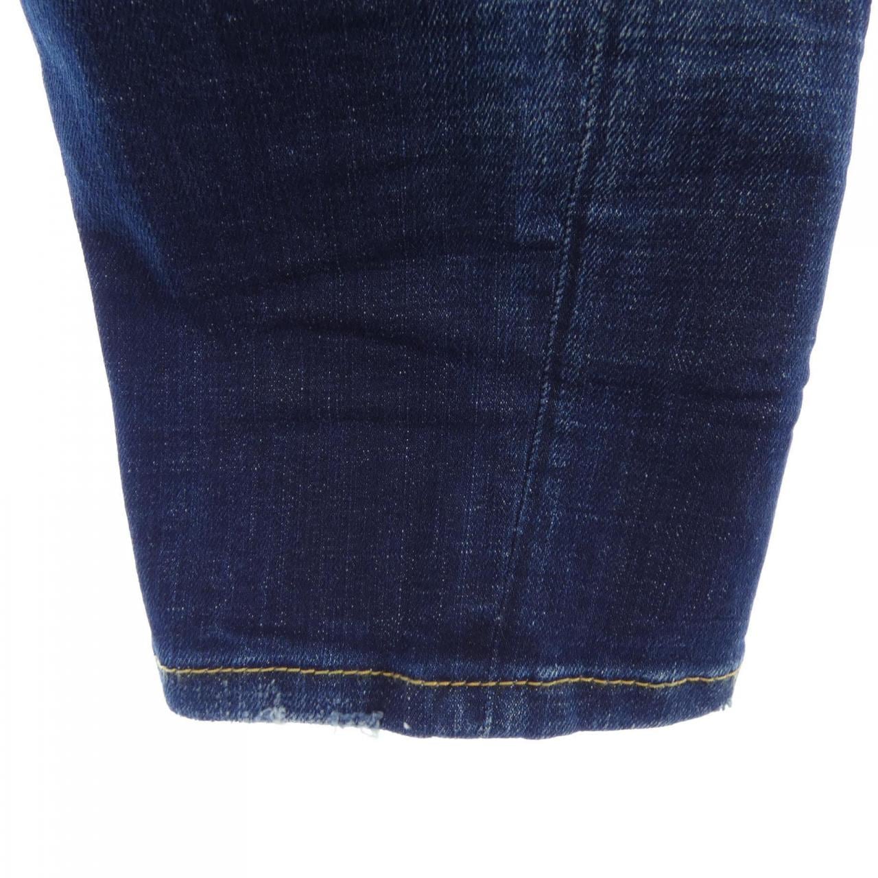 ディースクエアード DSQUARED2 S74LB1457 ジーンズ