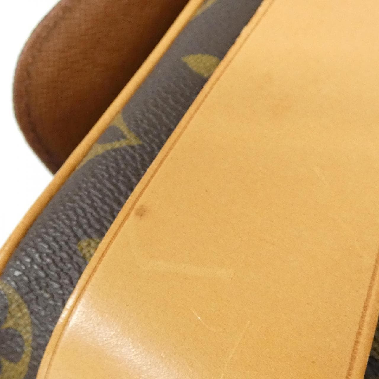 ルイヴィトン モノグラム カルトシエール 26cm M51252 ショルダーバッグ