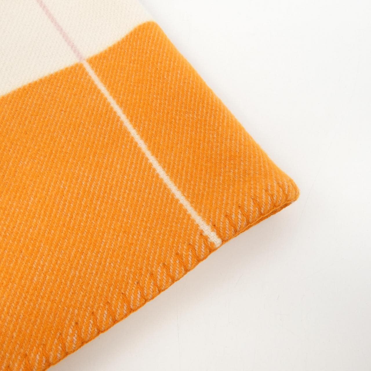 エルメス HERMES アヴァロンⅢ H102665M ブランケット