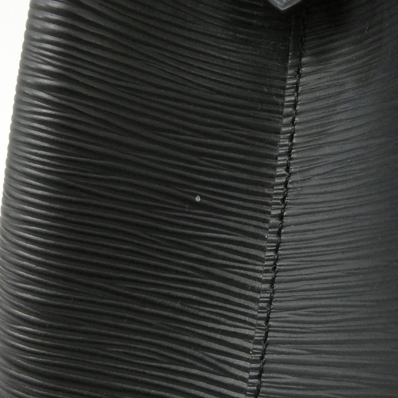 LOUIS VUITTON Epi Neo Noe M54366 單肩包