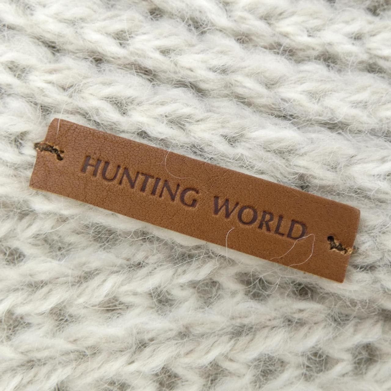 ハンティングワールド HUNTING WORLD MUFFLER