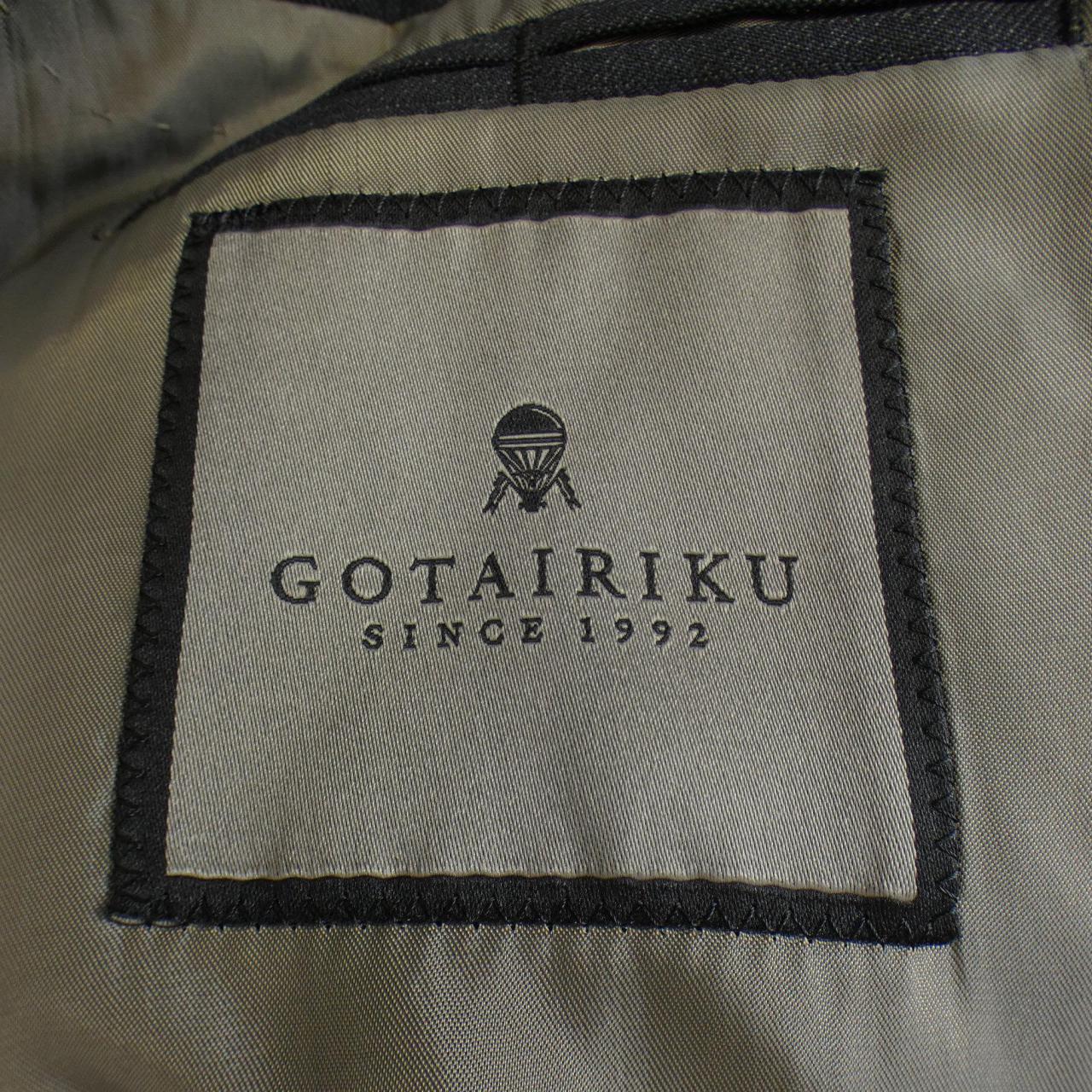 ゴタイリク GOTAIRIKU スリーピース