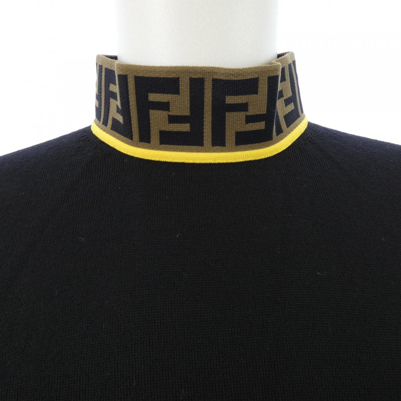 フェンディ FENDI FFモチーフ FZZ411 A4GC ニット
