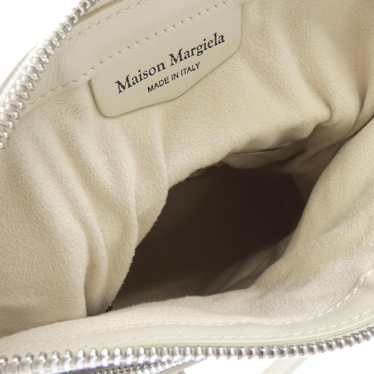 メゾンマルジェラ Maison Margiela 5AC S56WG0082 BAG