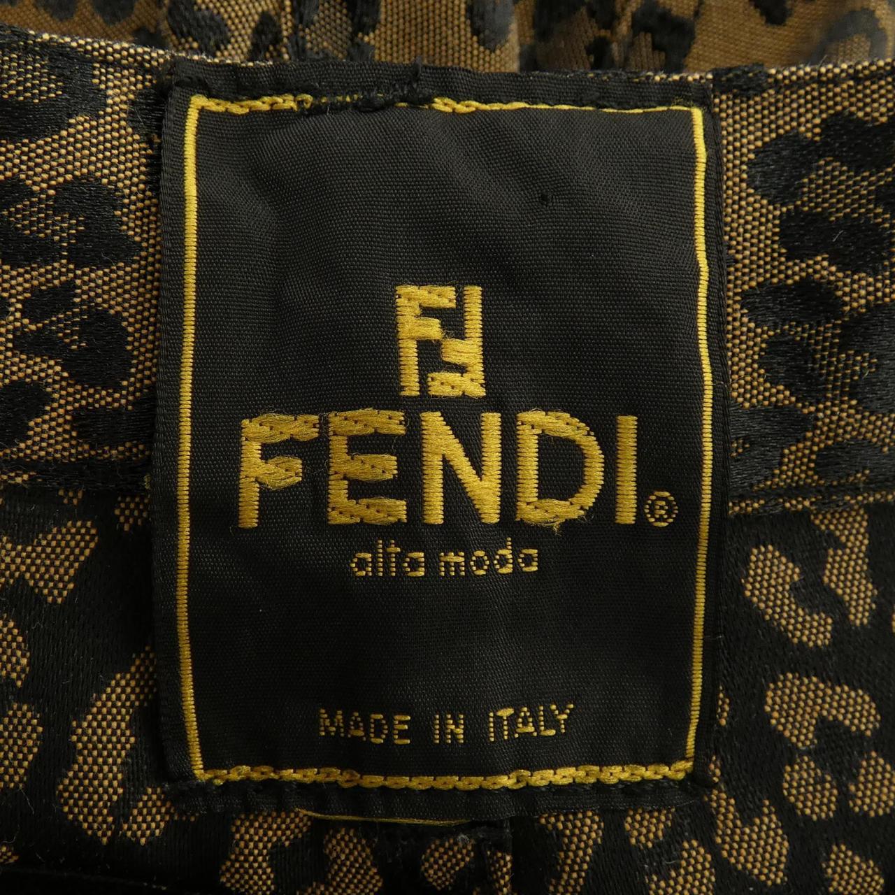 フェンディ FENDI パンツ