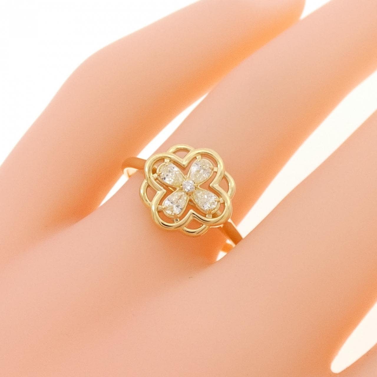 【新品】K18YG フラワー ダイヤモンド リング 0.23CT