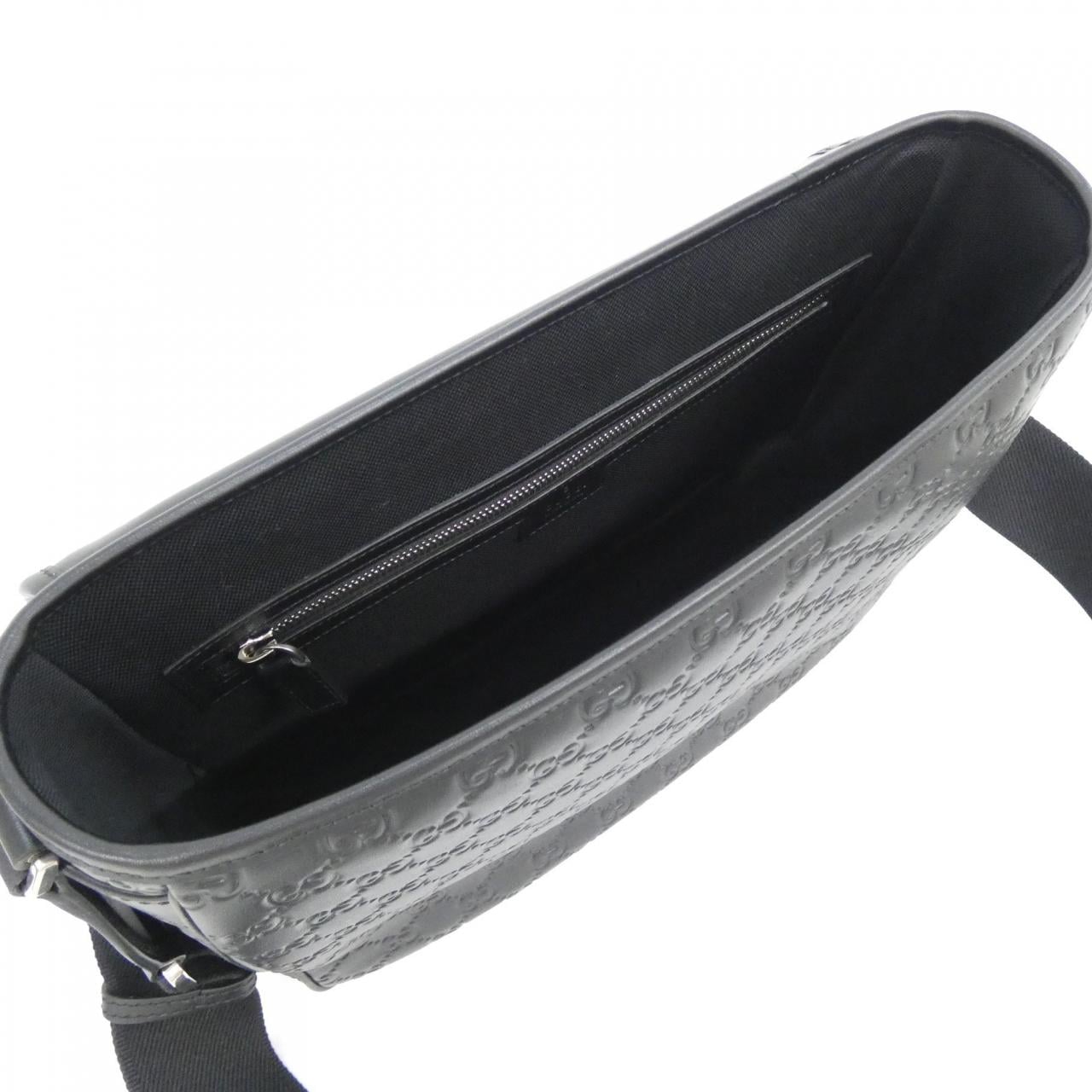 【新品】グッチ GG EMBLEM 850235 AAFOM ショルダーバッグ