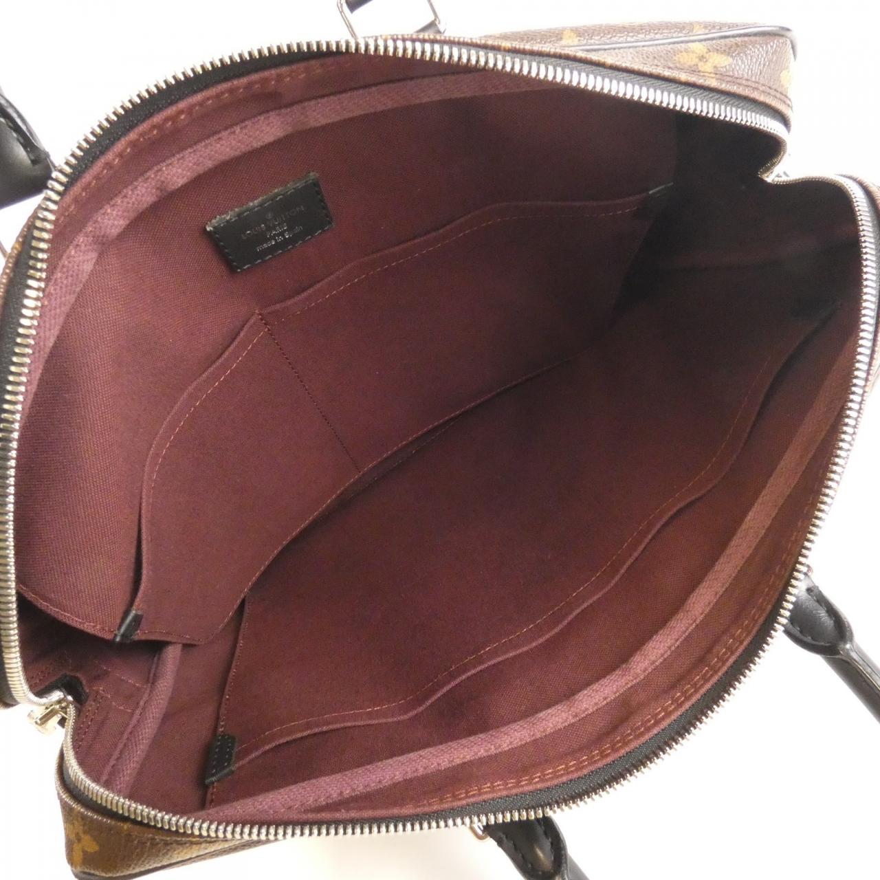 ルイヴィトン モノグラム マカサー ポルト ドキュマン ヴォワヤージュ PM M52005 バッグ