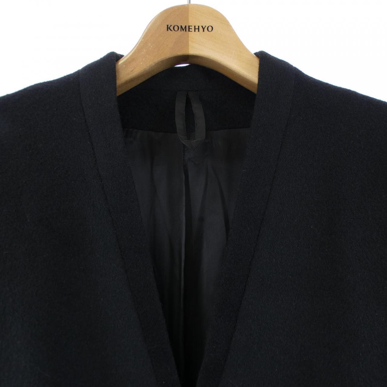 エドウィナホール Edwina Hoerl コート