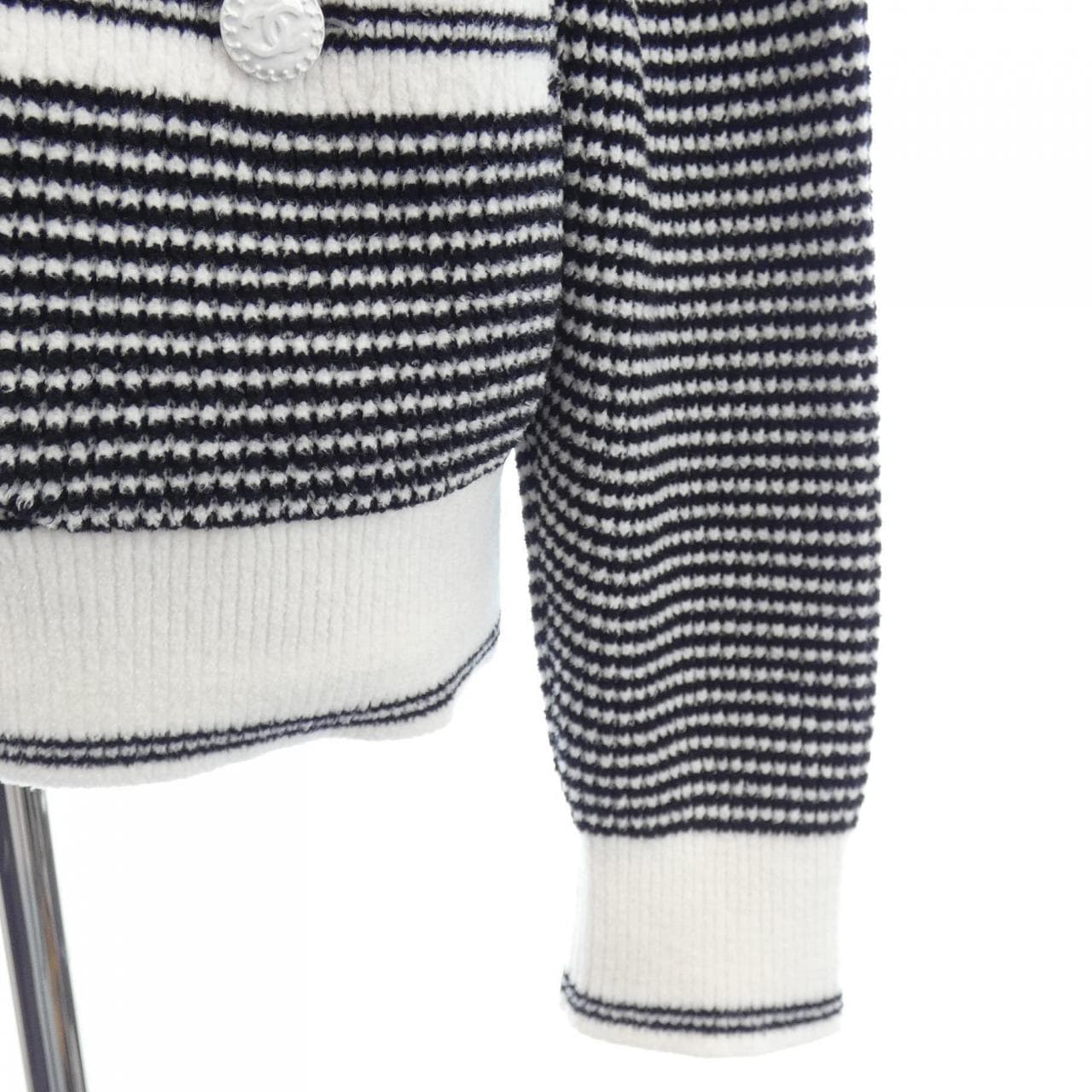 シャネル CHANEL P73509K10521 22B カーディガン