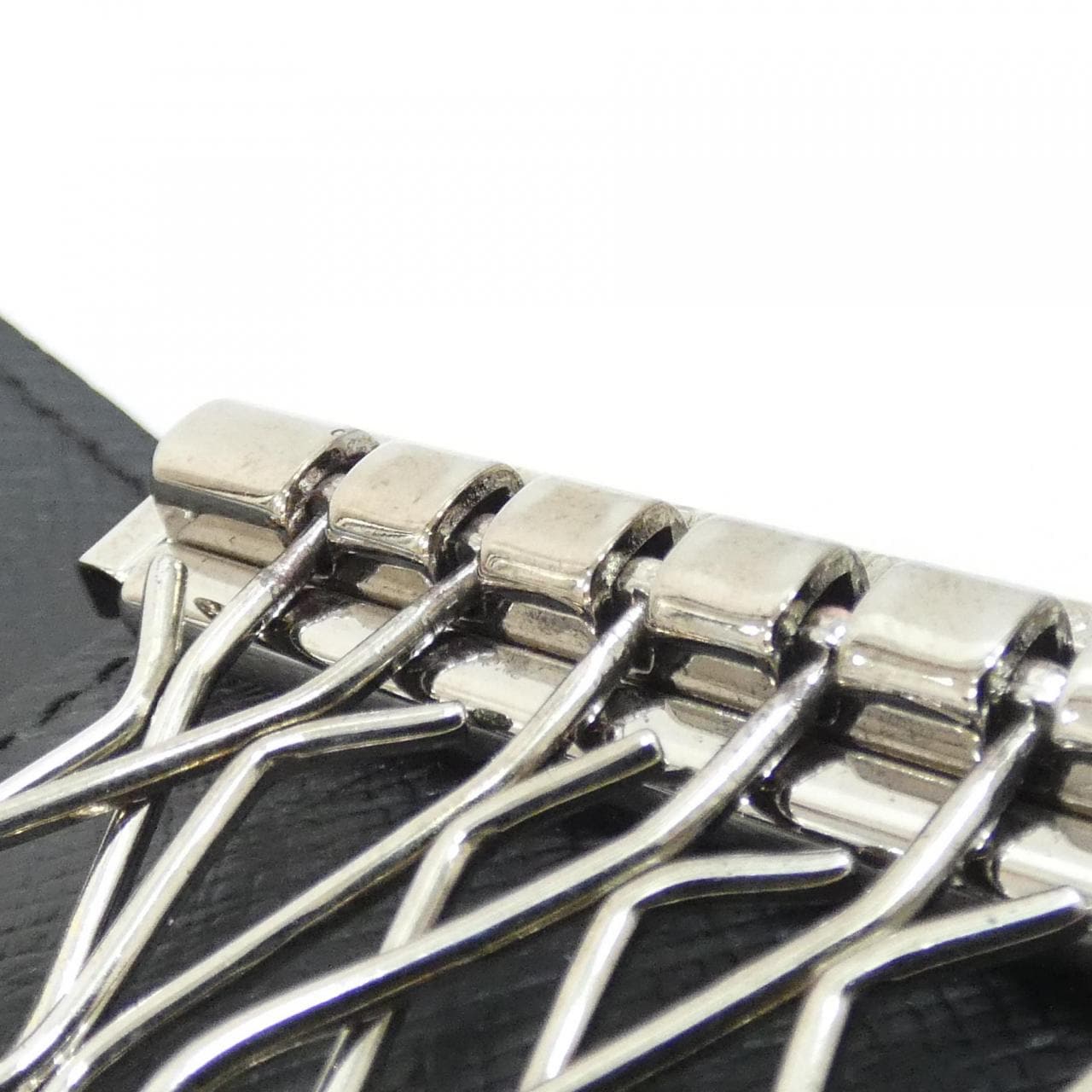 ルイヴィトン モノグラム エクリプス ミュルティクレ M82603 キーケース