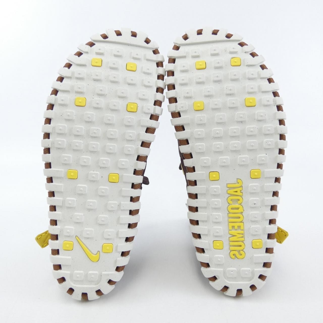 ナイキ NIKE スニーカー
