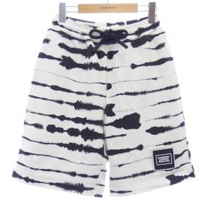 バーバリー BURBERRY ショートパンツ