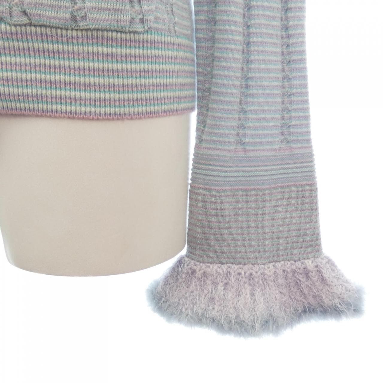 CHANEL LOOK50 P80182K11598 25B Cardigan