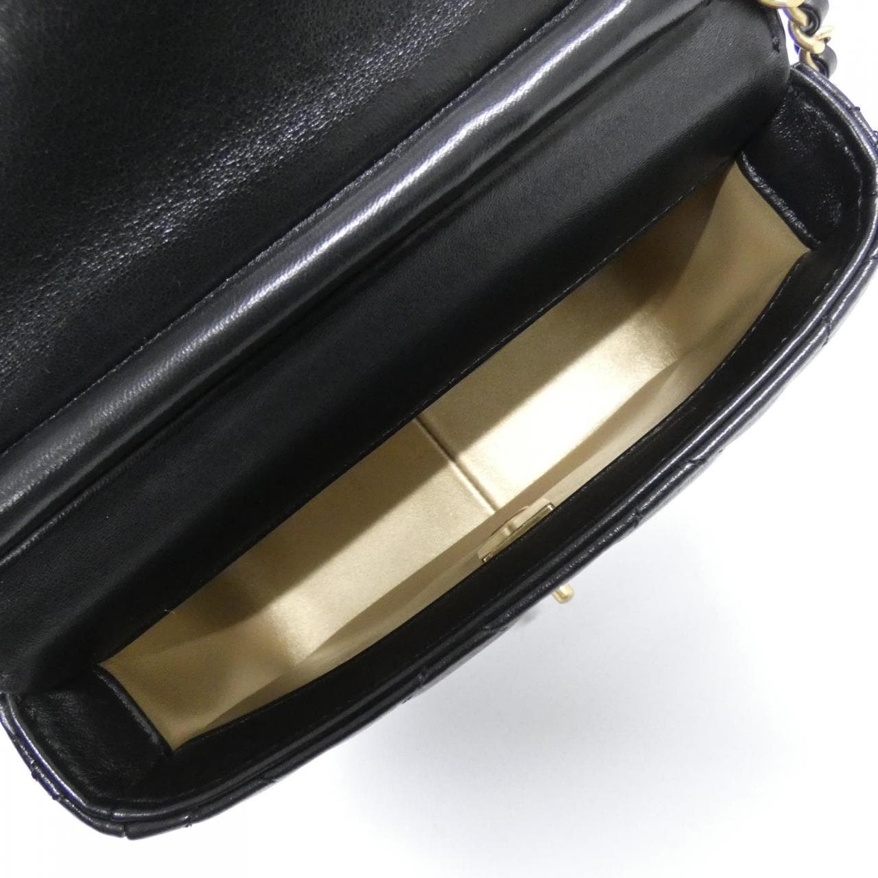 シャネル AS4986 ショルダーバッグ