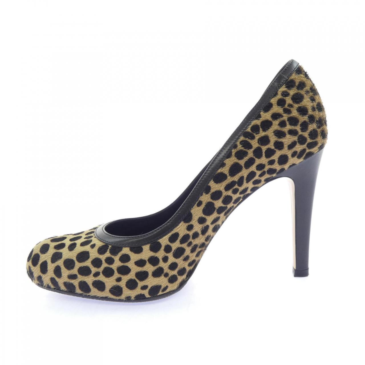 ジャンヴィトロッシ GIANVITO ROSSI パンプス