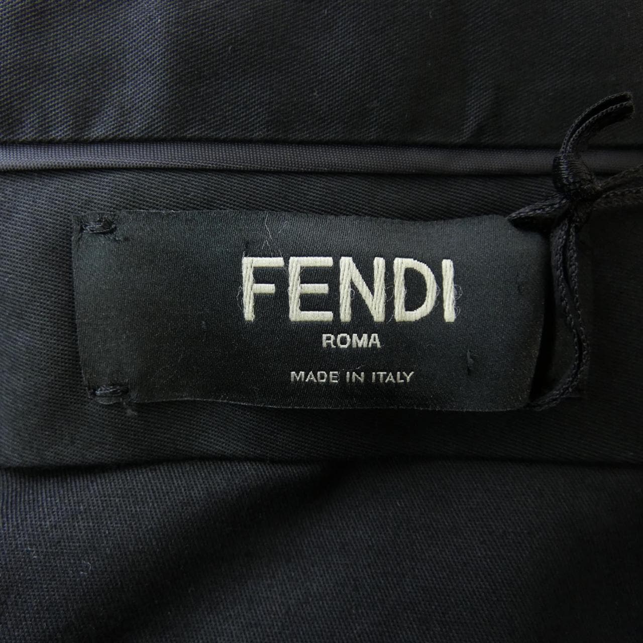 フェンディ FENDI FB0366 A70W パンツ