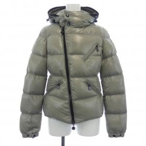 モンクレール MONCLER ダウンジャケット